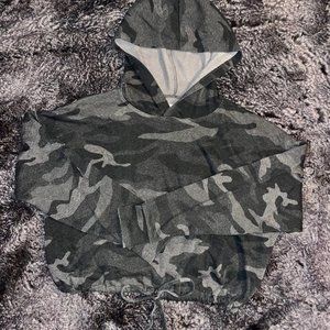 Aeropostale Camo Cropped Light Hooded Sweatshirt